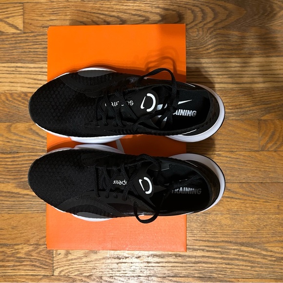 Nike Women’s Superrep GO Training Sneakers Black/White $100 - Picture 4 of 5